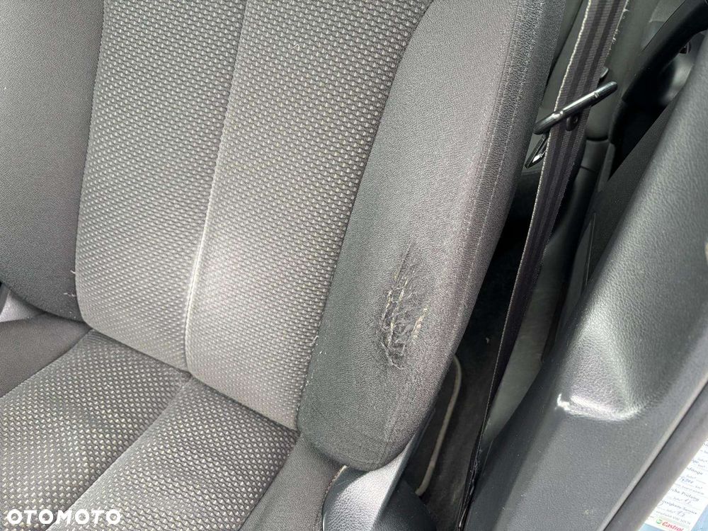 Volkswagen Passat 2.0 TDI DPF Comfortline - 15