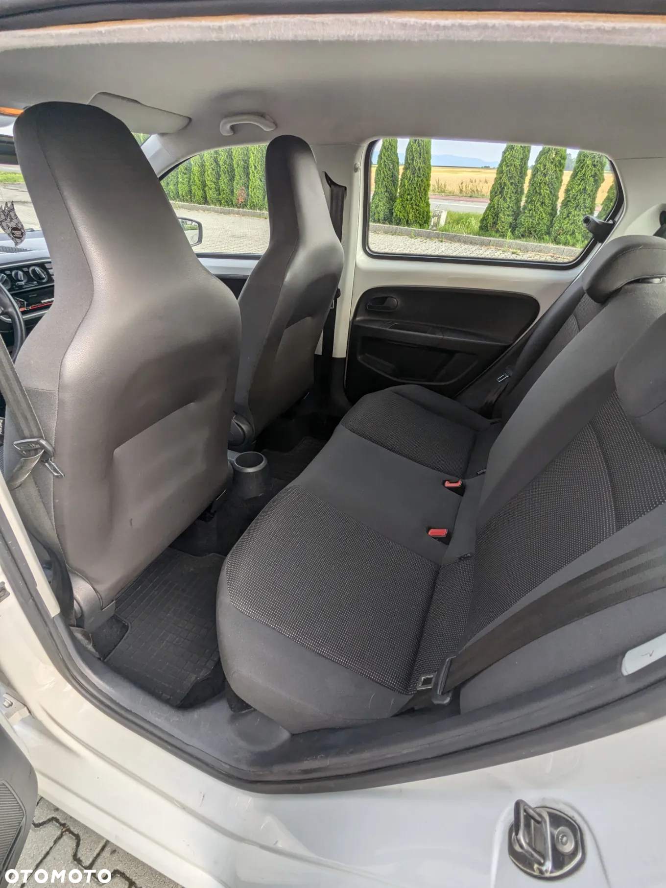 Volkswagen up! (BlueMotion Technology) move - 15