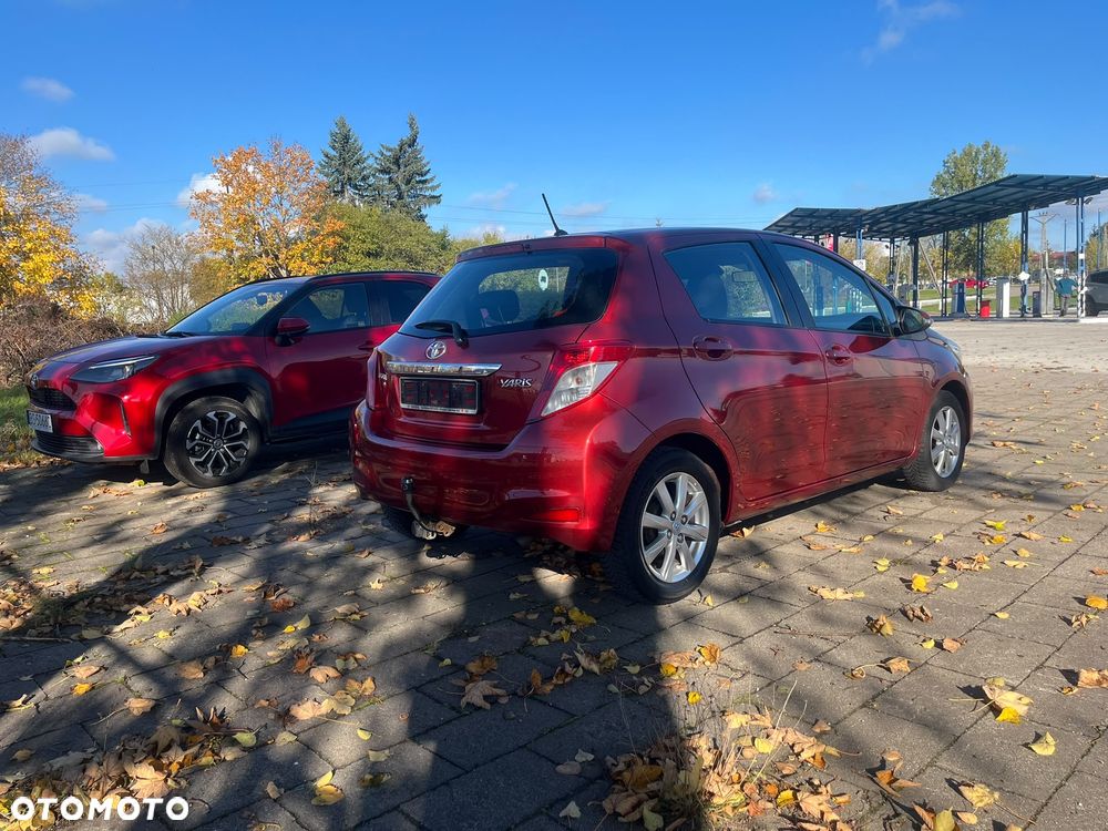 Toyota Yaris 2013 photo 5