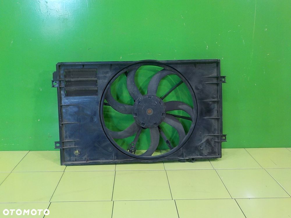 VW GOLF VI 1.6 B 09r HB 5D wentylator chlodnicy - 10