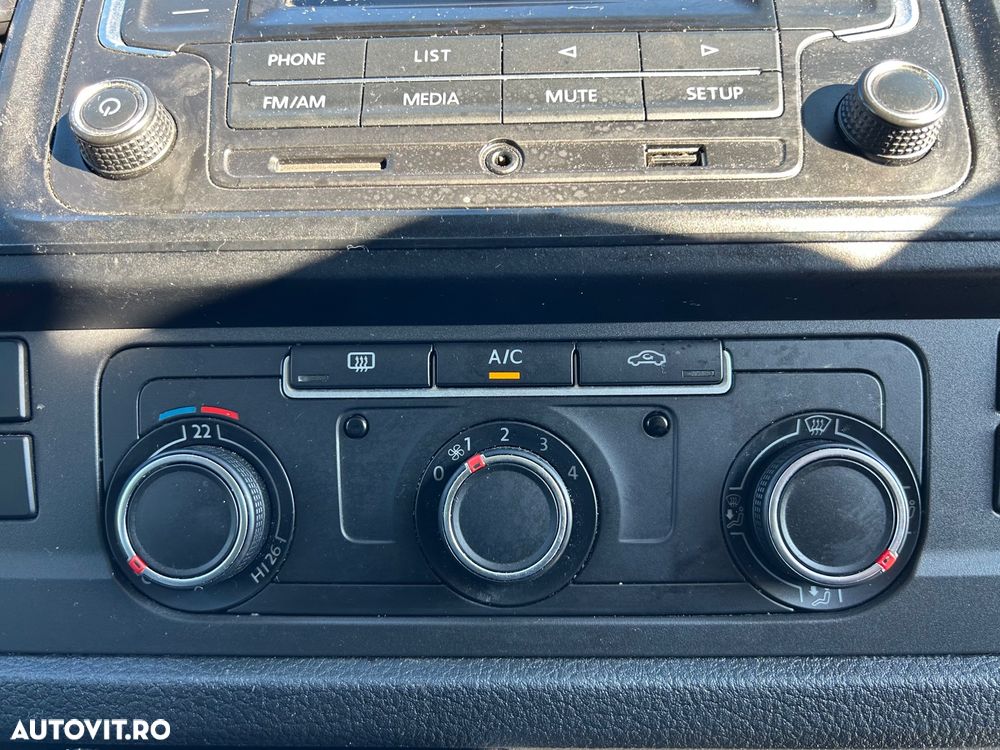 Volkswagen Transporter - 19