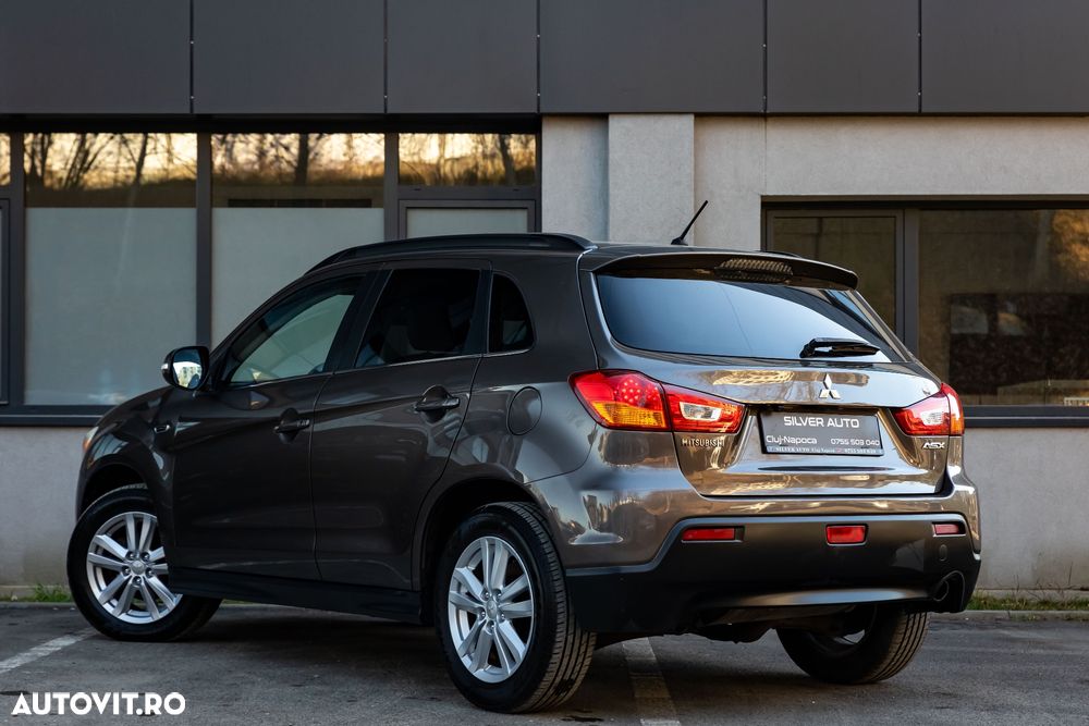 Mitsubishi ASX 1.8 DI-D 4WD Instyle - 14