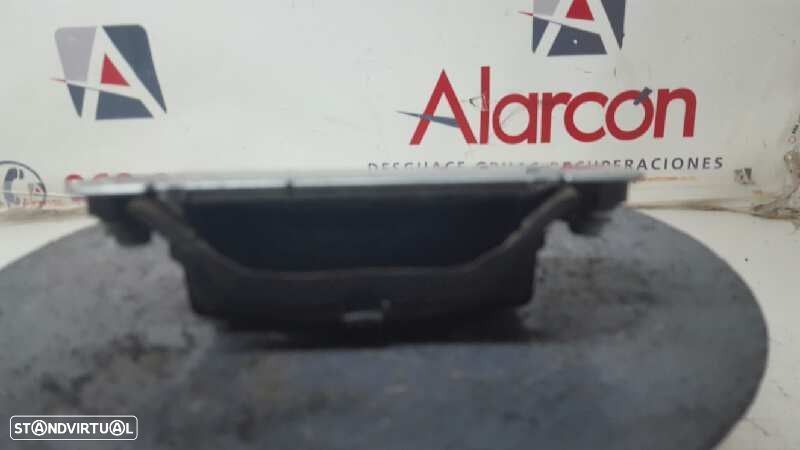 PUXADOR EXTERIOR TRASEIRO DIREITO AUDI A4 BERLINA (B5) 1.9 TDI - 2