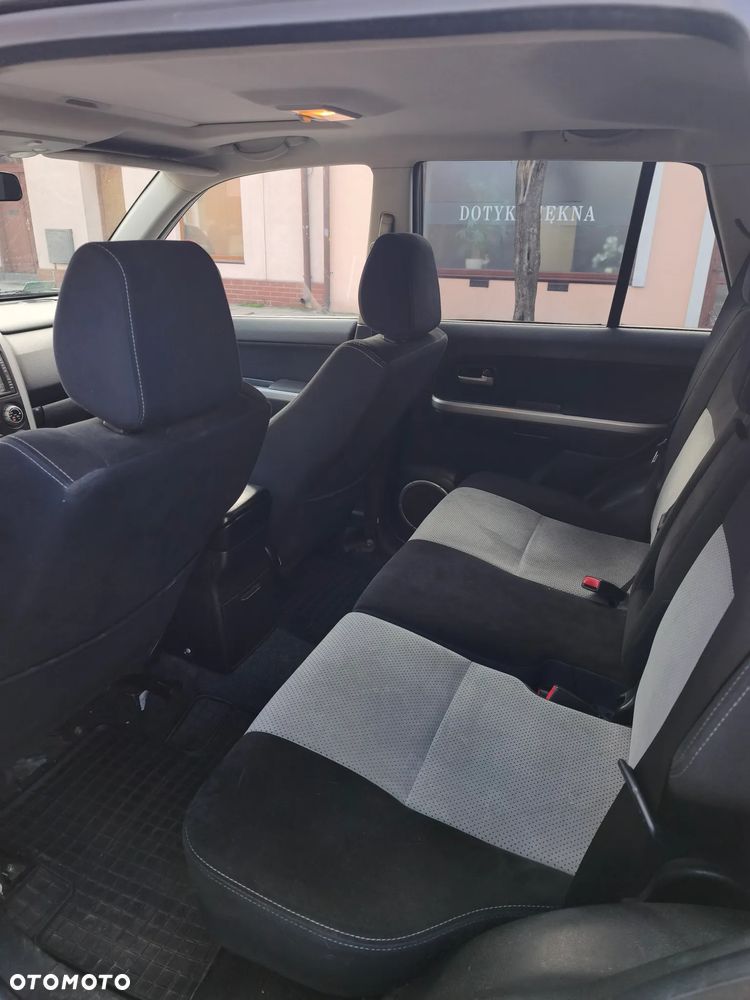 Suzuki Grand Vitara 1.9 DDiS - 10