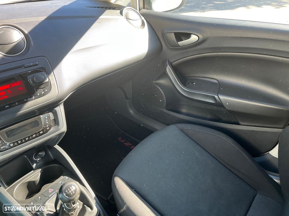 SEAT Ibiza 1.6 TDI 25 Anos DPF - 13