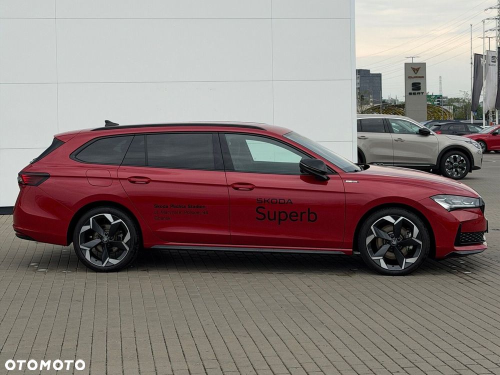 Skoda Superb 2.0 TSI Sportline DSG - 9