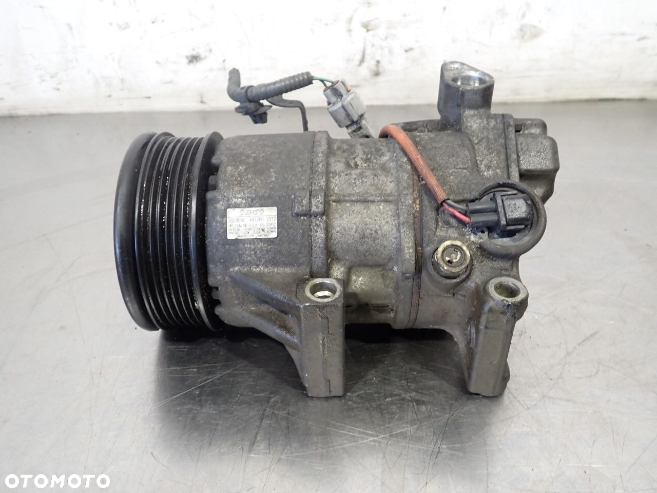 SPRĘŻARKA KLIMATYZACJI TOYOTA URBAN CRUISER 447260-3312 - 2