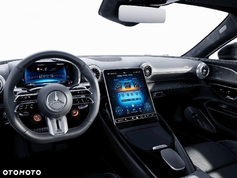 Mercedes-Benz AMG GT 43 mHEV - 5