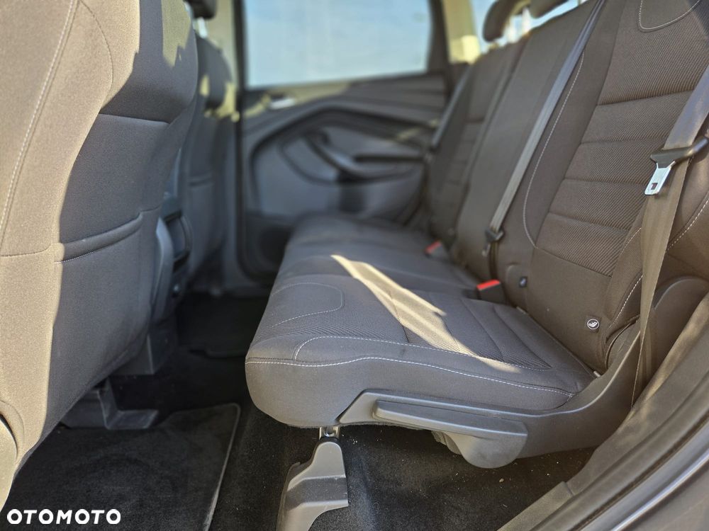 Ford Kuga 1.6 EcoBoost 2x4 Trend - 16