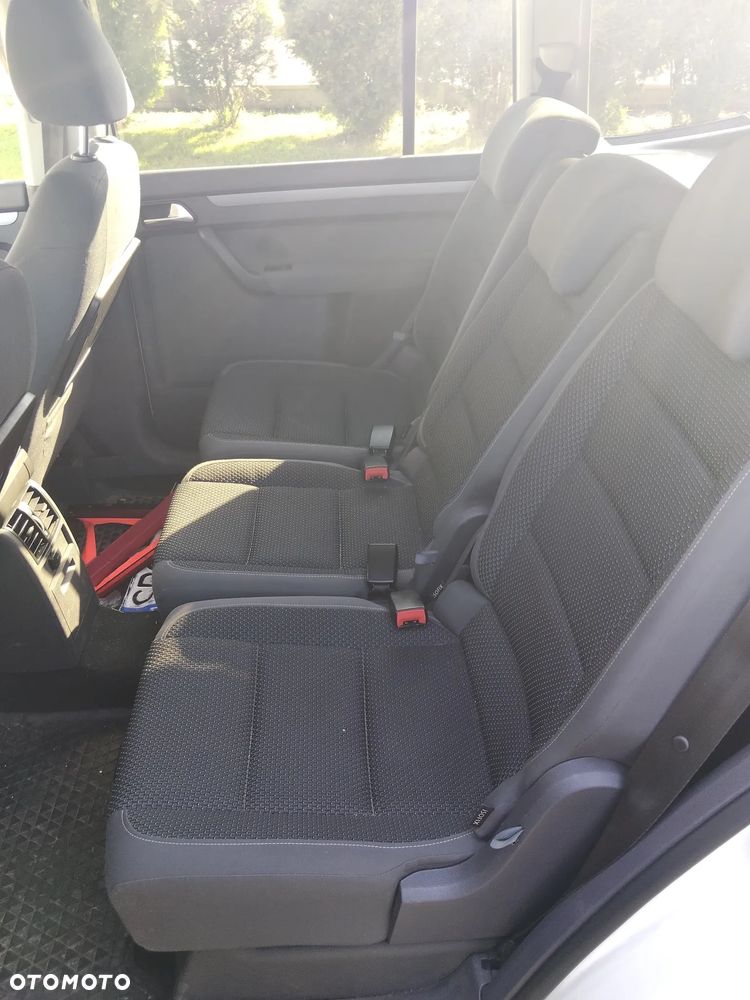 Volkswagen Touran 1.4 TSI Cross DSG - 21