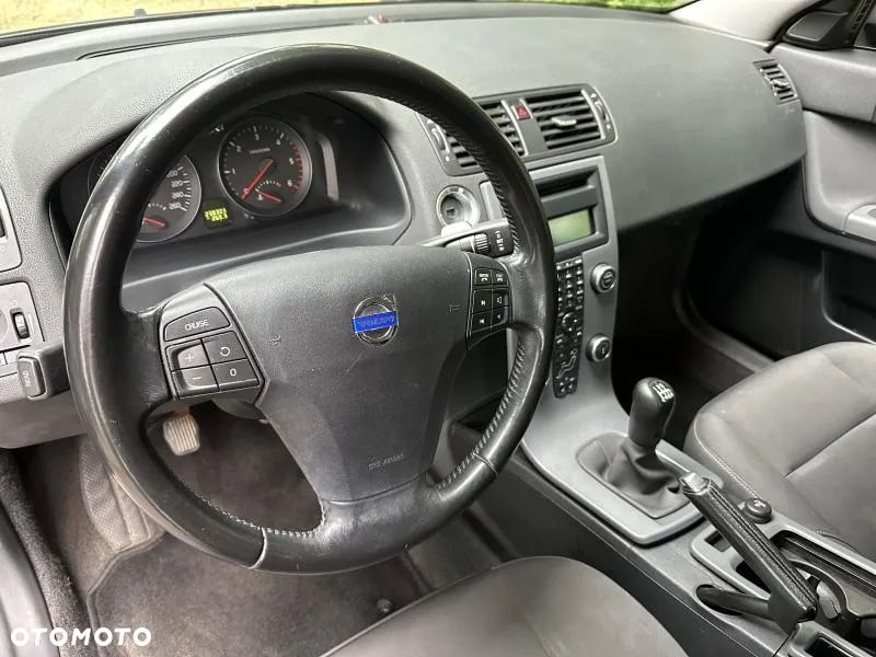 Volvo V50 D3 Momentum - 6