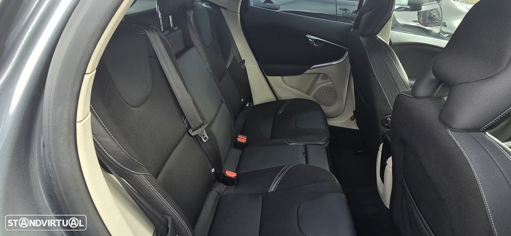 Volvo V40 D4 RDesign - 13