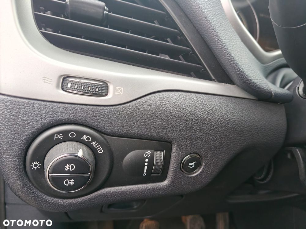 Jeep Cherokee 2.0 Multijet Limited - 17