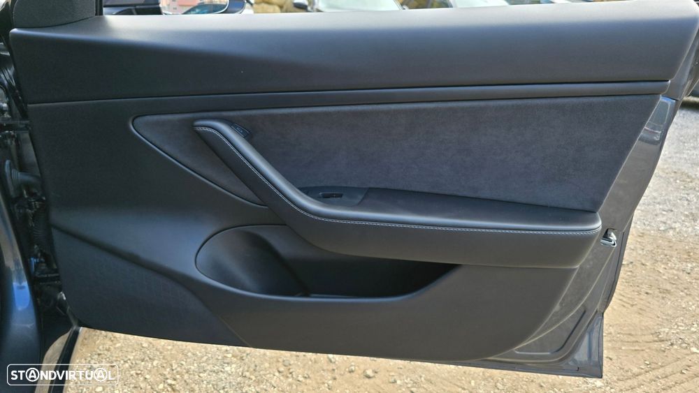 Tesla Model 3 Long Range AWD Dual Motor - 51