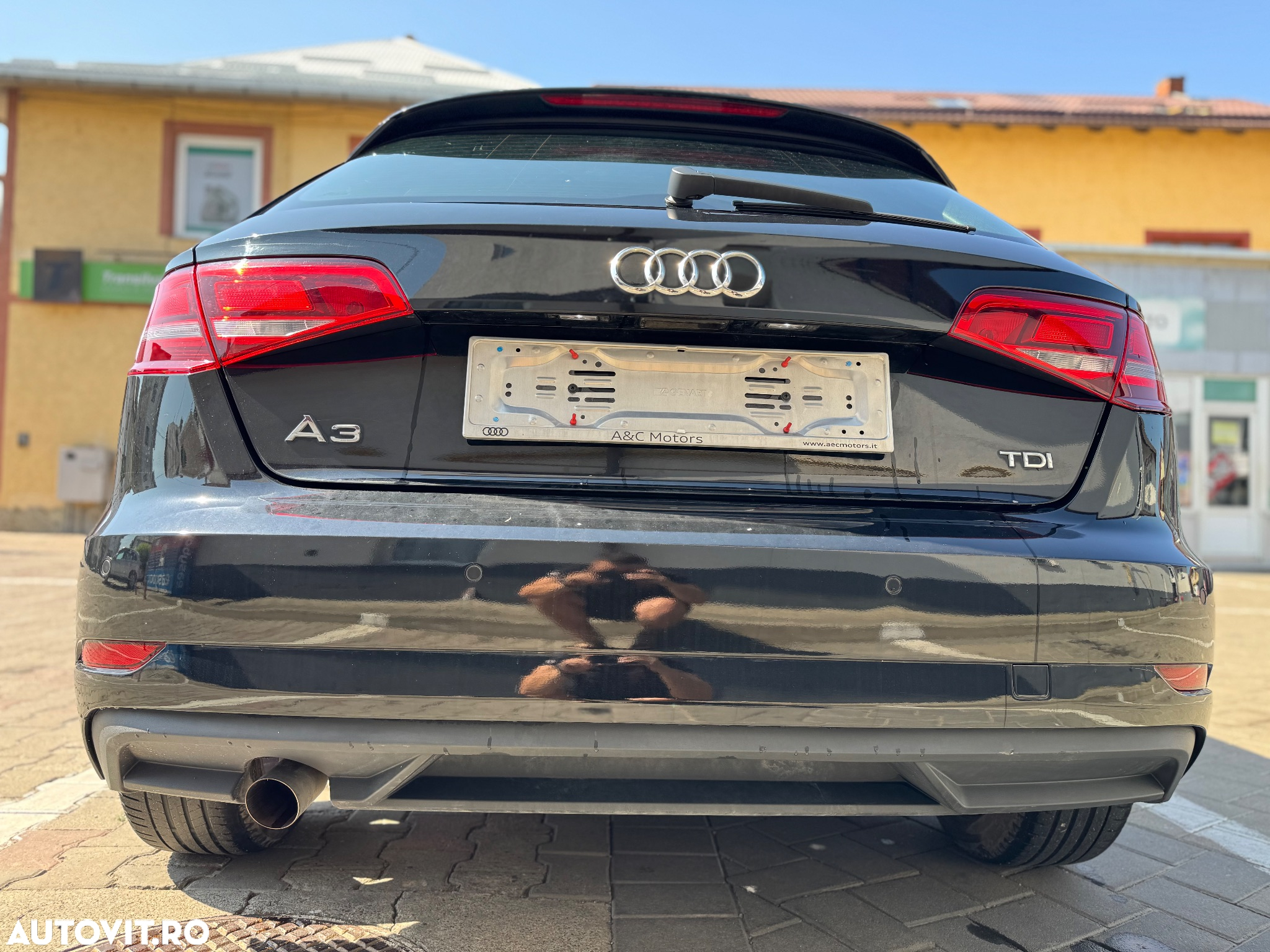 Audi A3 1.6 TDI S tronic Sport - 5