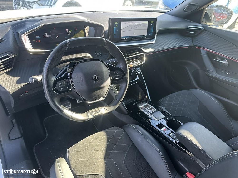 Peugeot e-2008 50 kWh GT Pack - 18