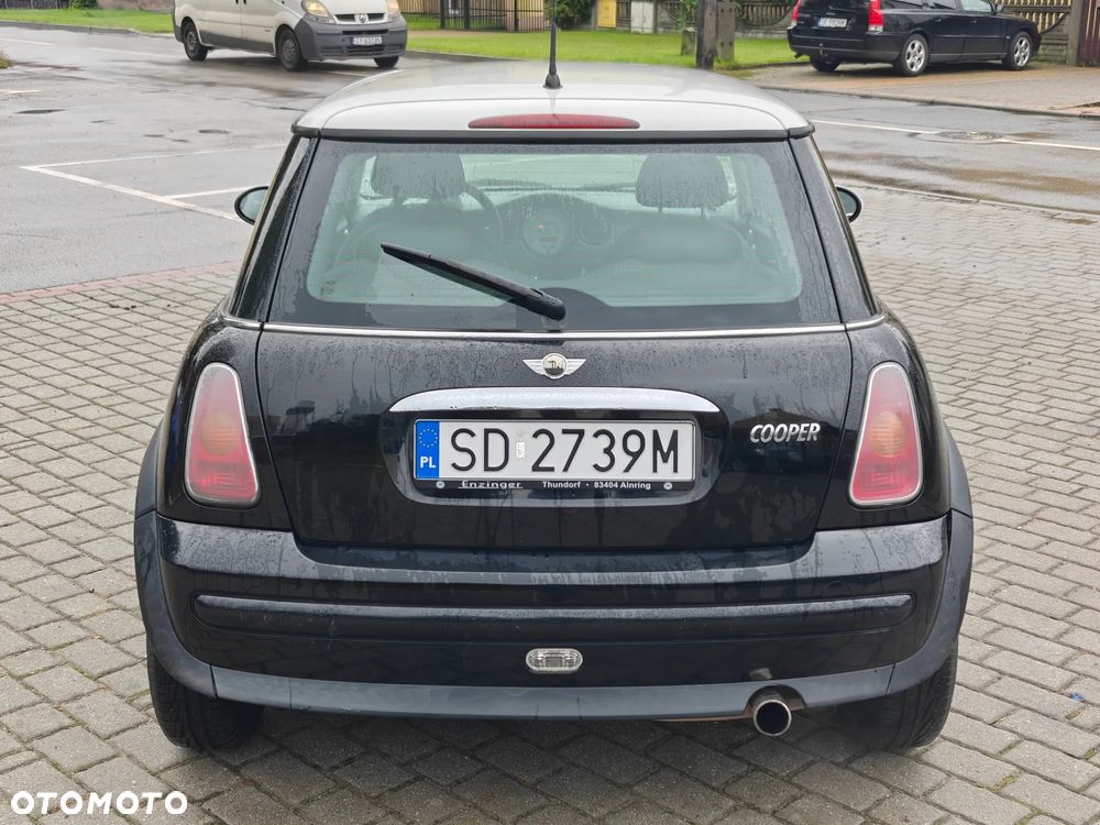 MINI Cooper Standard - 13