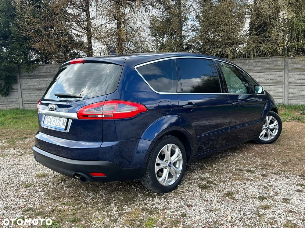 Ford S-Max - 9