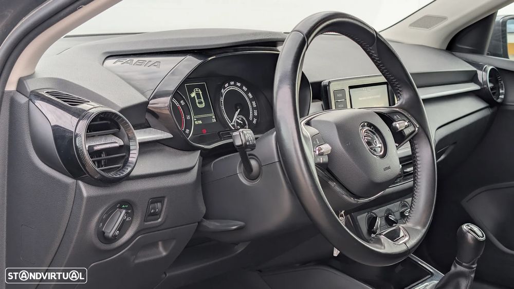 Skoda Fabia 1.0 MPI Ambition - 8