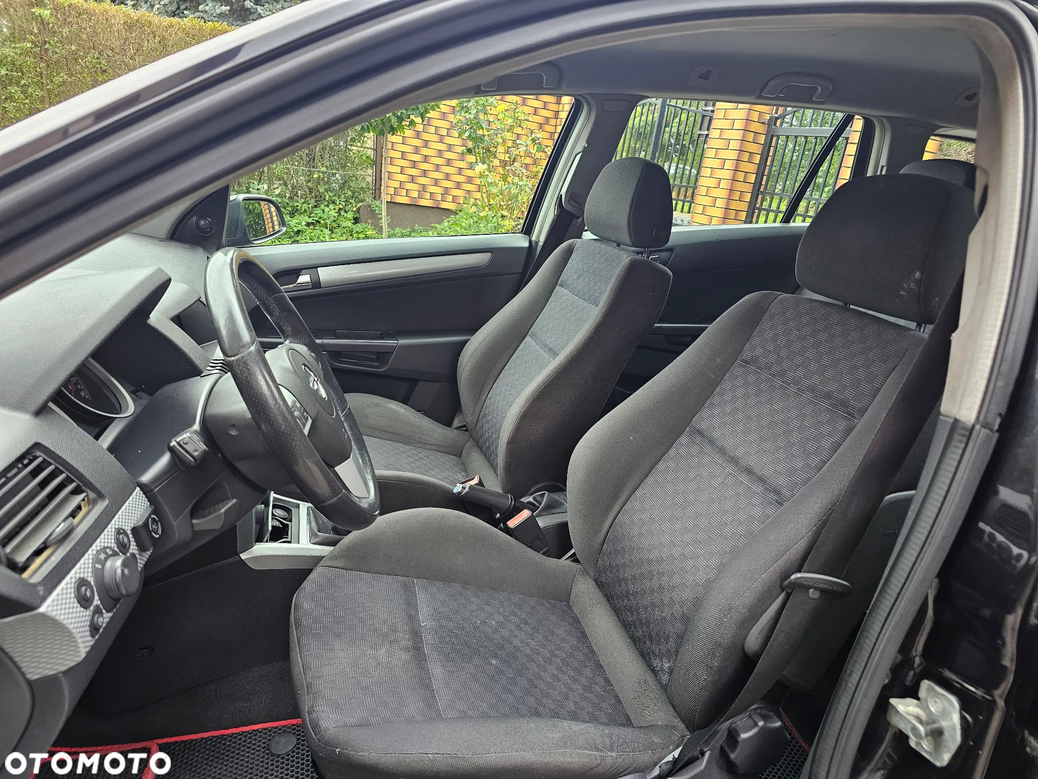 Opel Astra III 2.0 T Cosmo - 17
