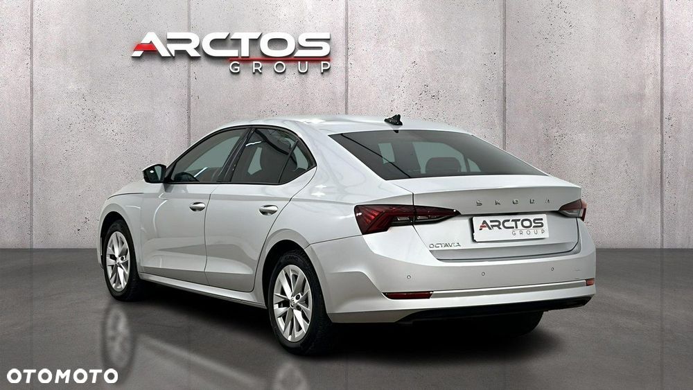 Skoda Octavia - 3