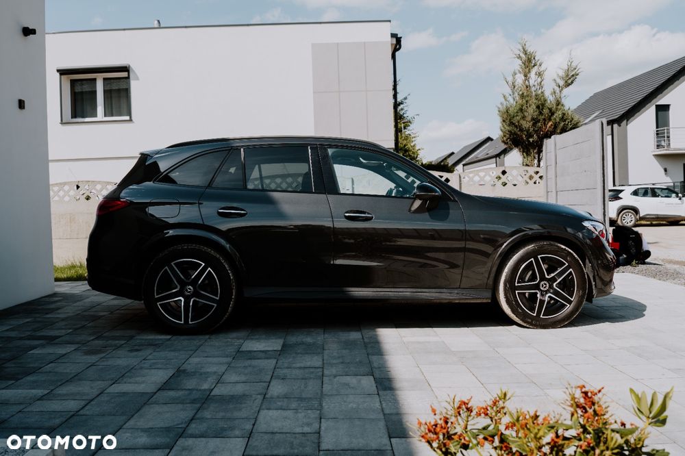 Mercedes-Benz GLC 220 d mHEV 4-Matic AMG Line - 4