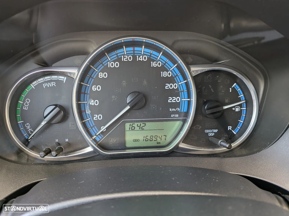 Toyota Yaris 1.5 HSD Comfort - 11