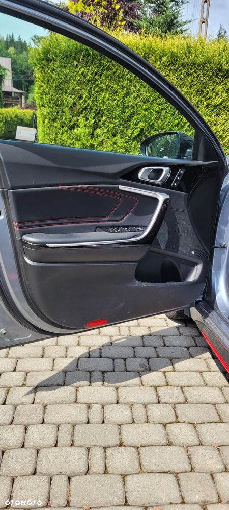 Kia ProCeed - 4