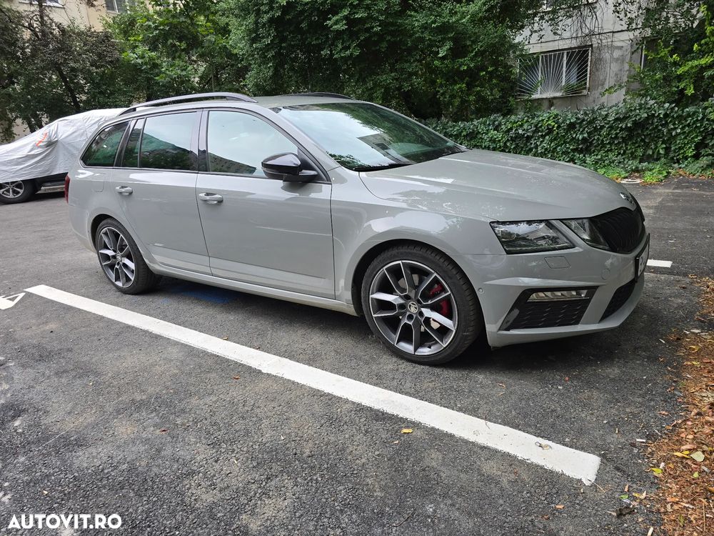 Skoda Octavia Combi Diesel 2.0 TDI 4X4 DSG RS - 13