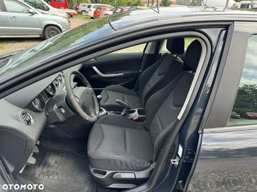 Peugeot 308 95 VTi Tendance - 23