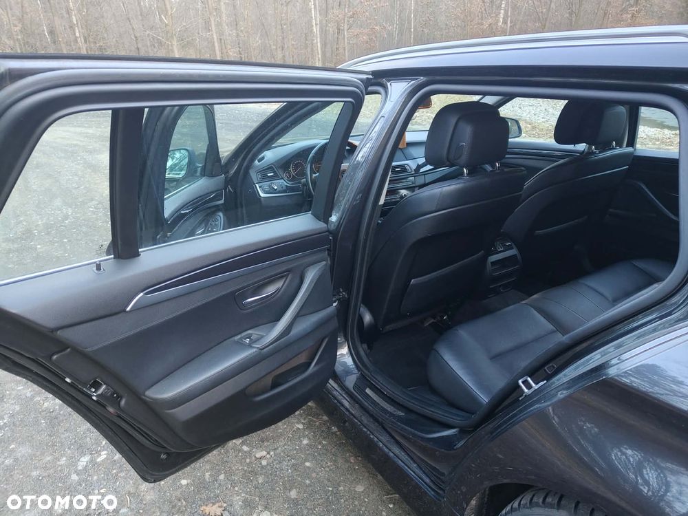 BMW Seria 5 520d - 13