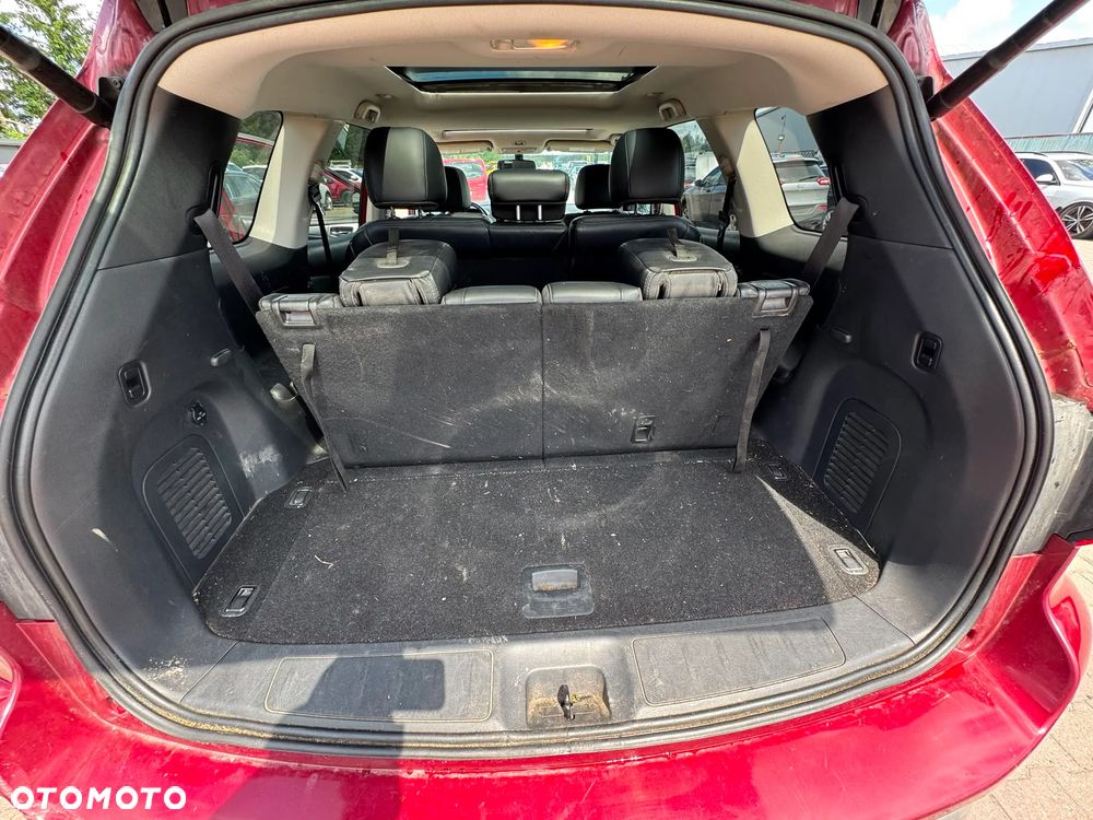 Nissan Pathfinder - 30