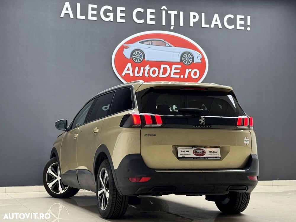 Peugeot 5008 - 3
