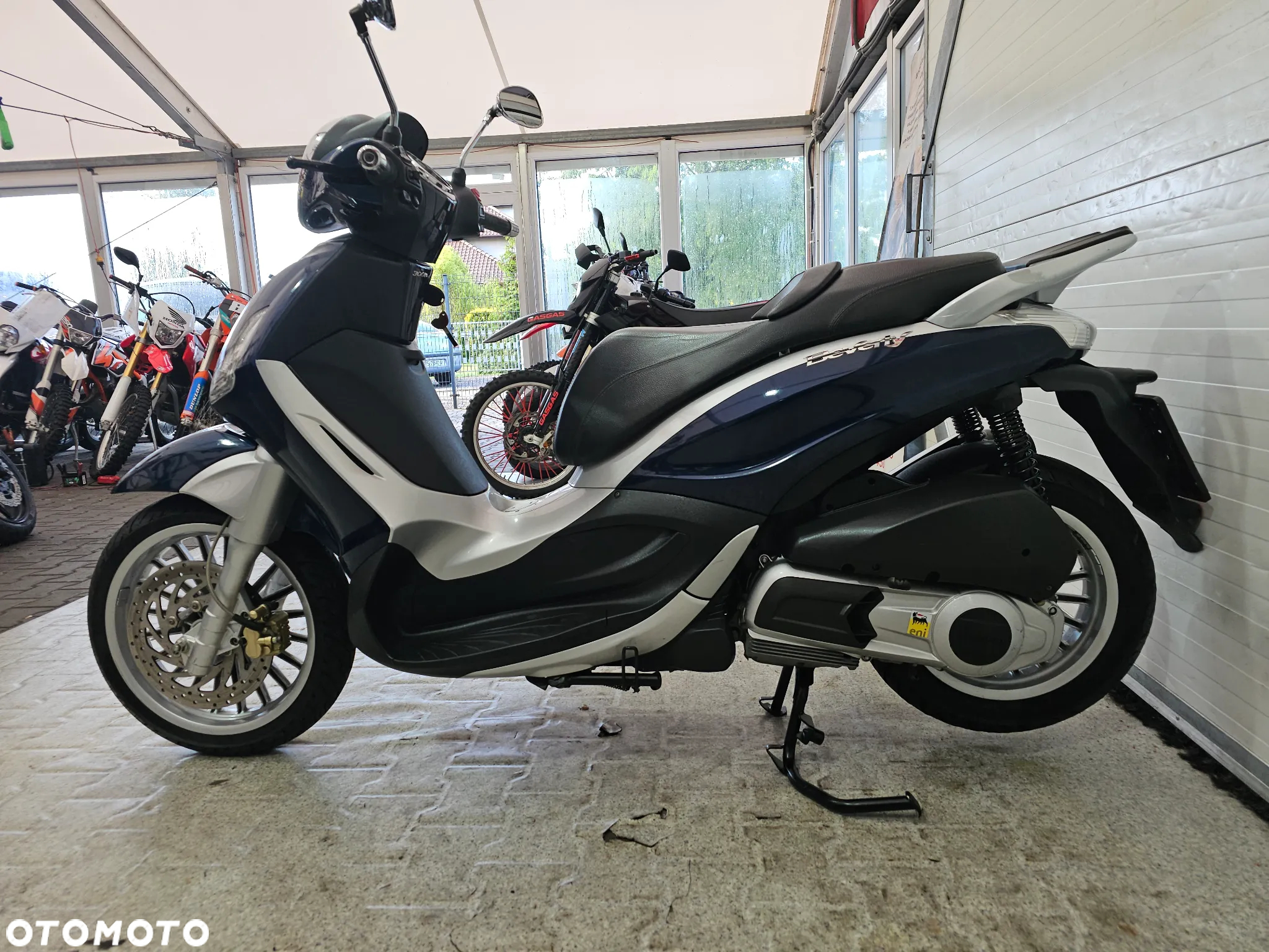 Piaggio Beverly - 13