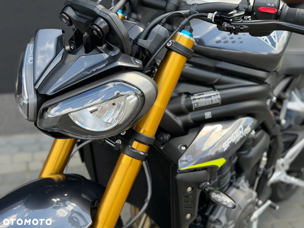 Triumph Speed Triple - 18