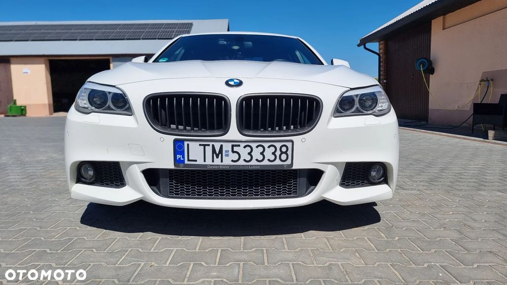 BMW Seria 5 520d - 8