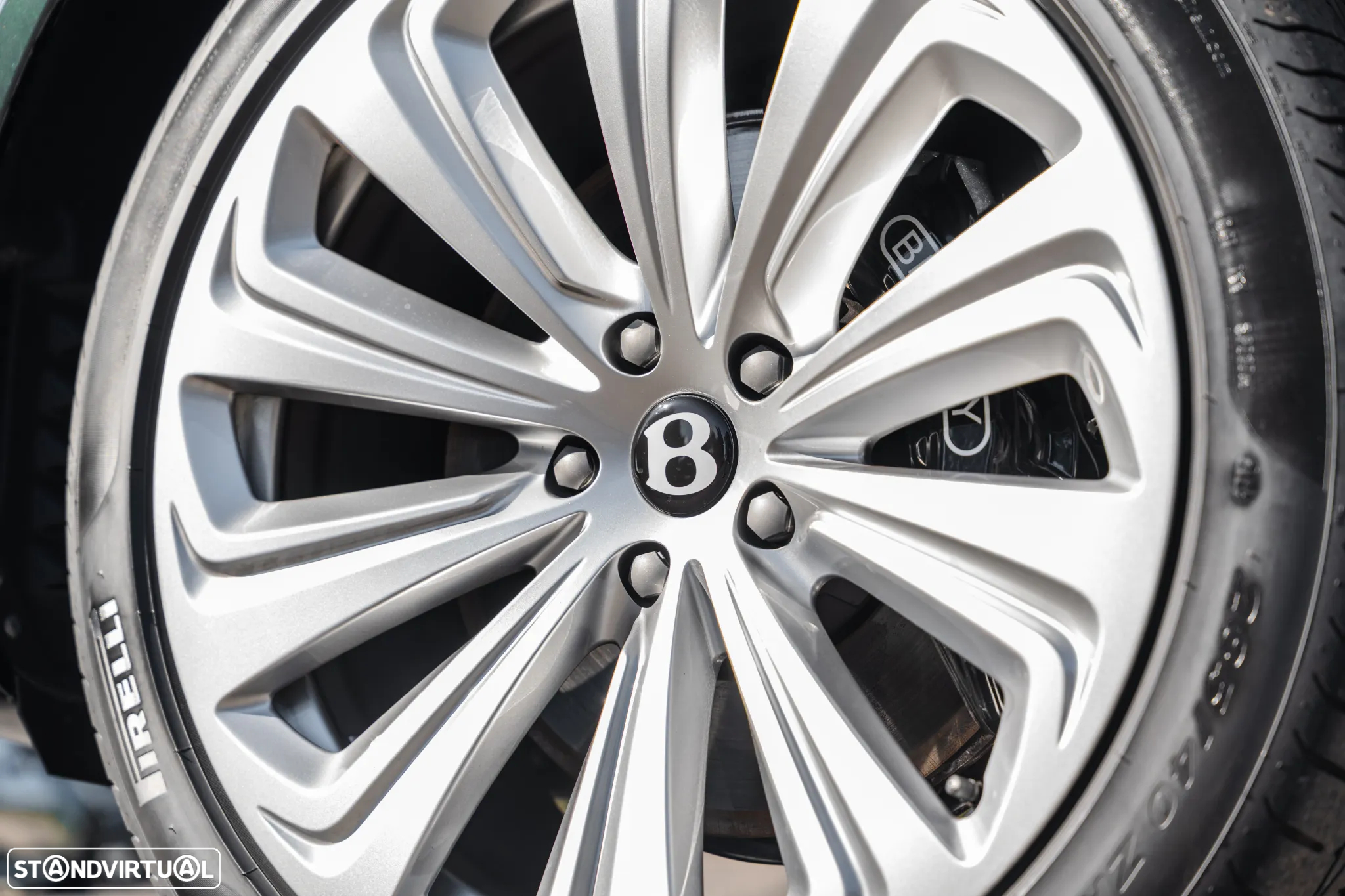 Bentley Bentayga Hybrid Azure - 5