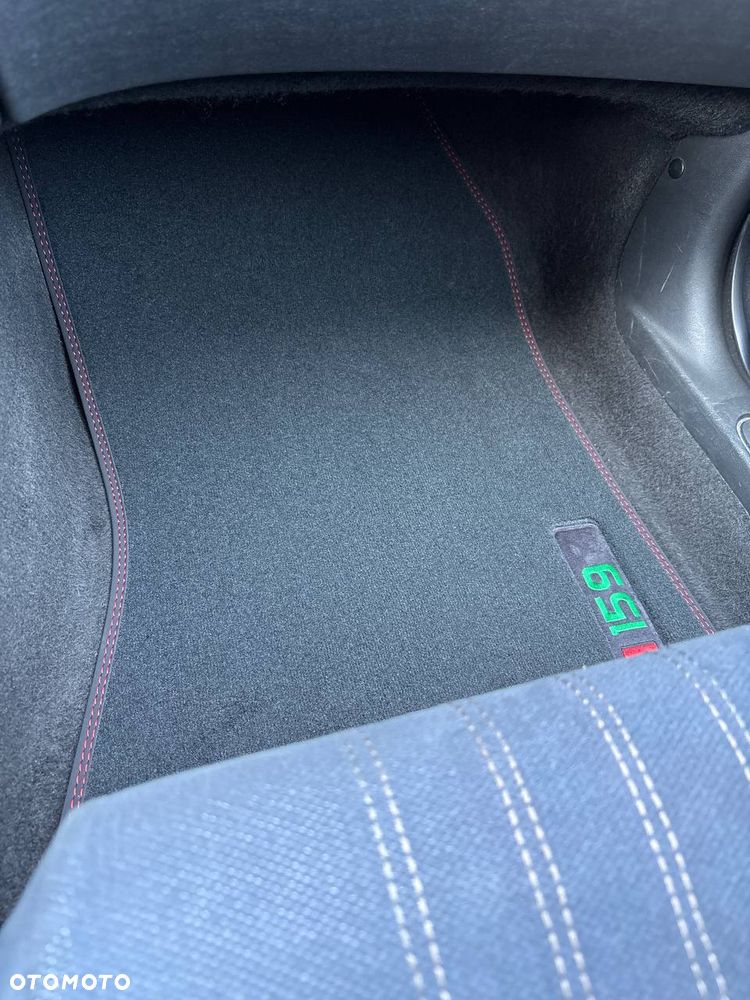 Alfa Romeo 159 1.9JTDM Q-Distinctive - 13