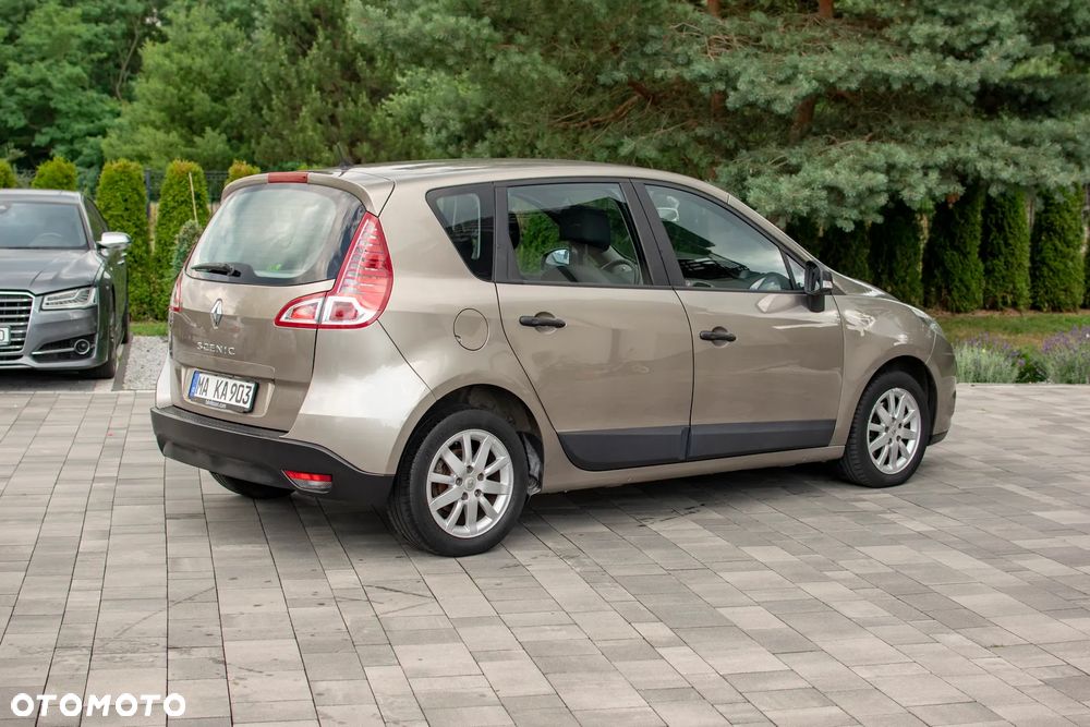 Renault Scenic - 20