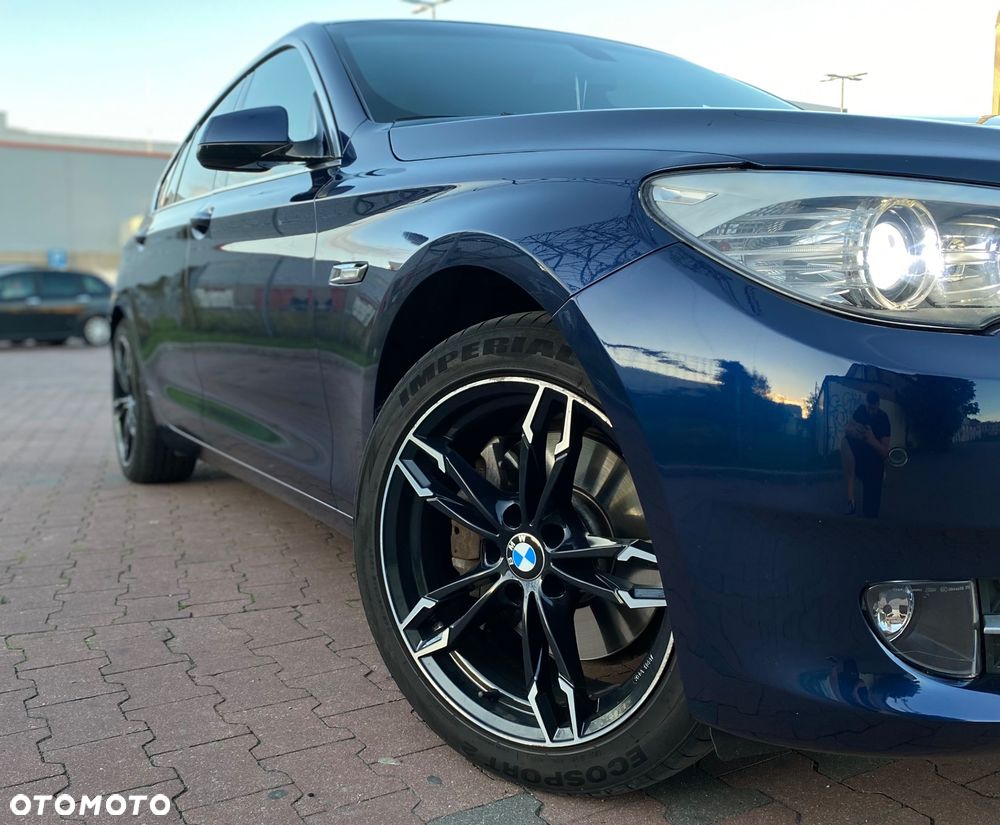BMW 5GT 530d - 13