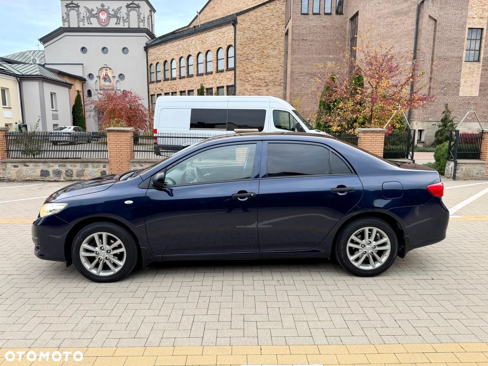 Toyota Corolla - 3