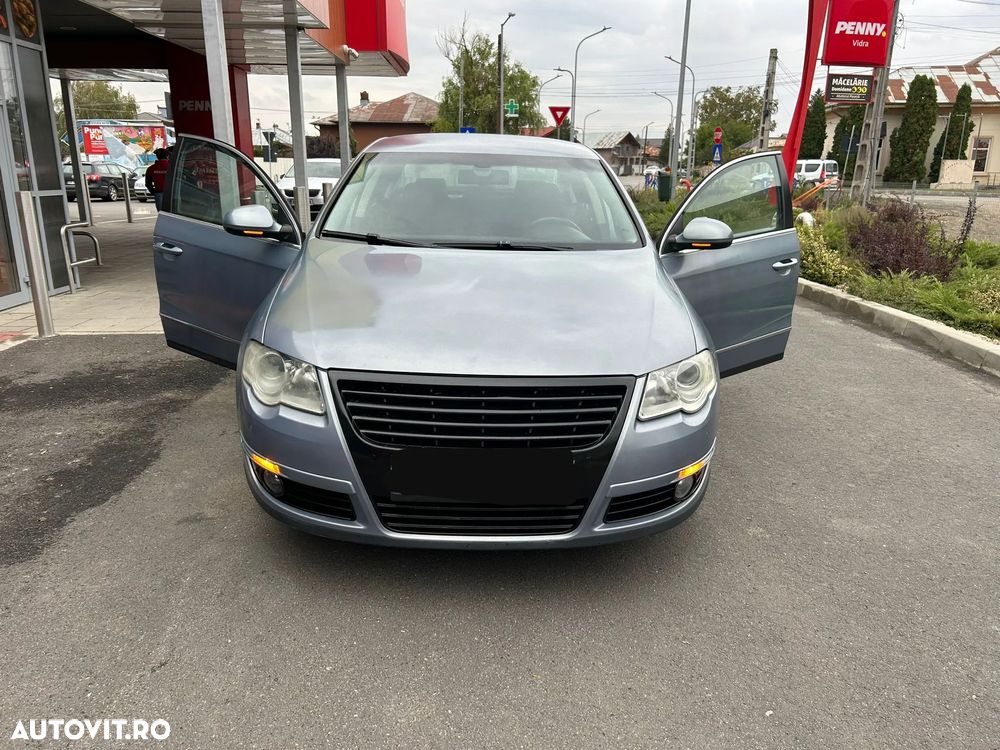 Volkswagen Passat - 12