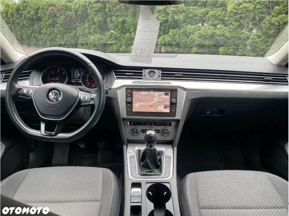 Volkswagen Passat 1.6 TDI BMT Comfortline - 4