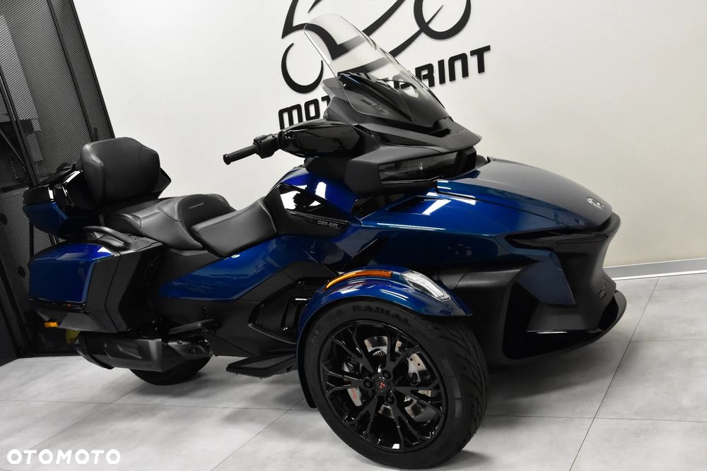 Can-Am Spyder - 8