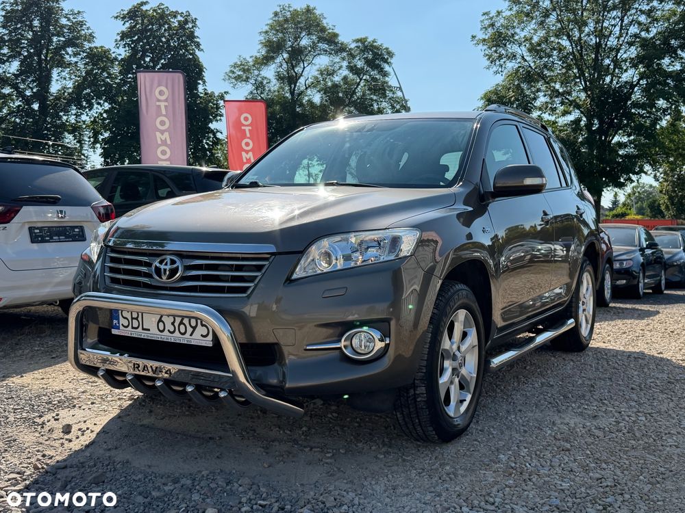 Toyota RAV4 - 2
