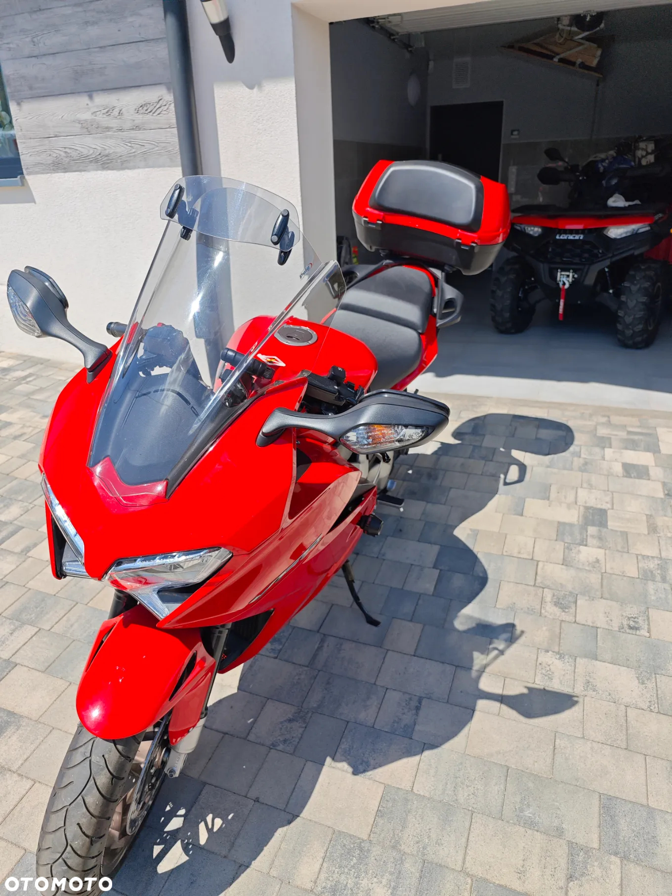 Honda VFR - 6