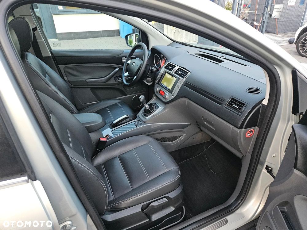 Ford Kuga 2.0 TDCi 4x4 Titanium - 10