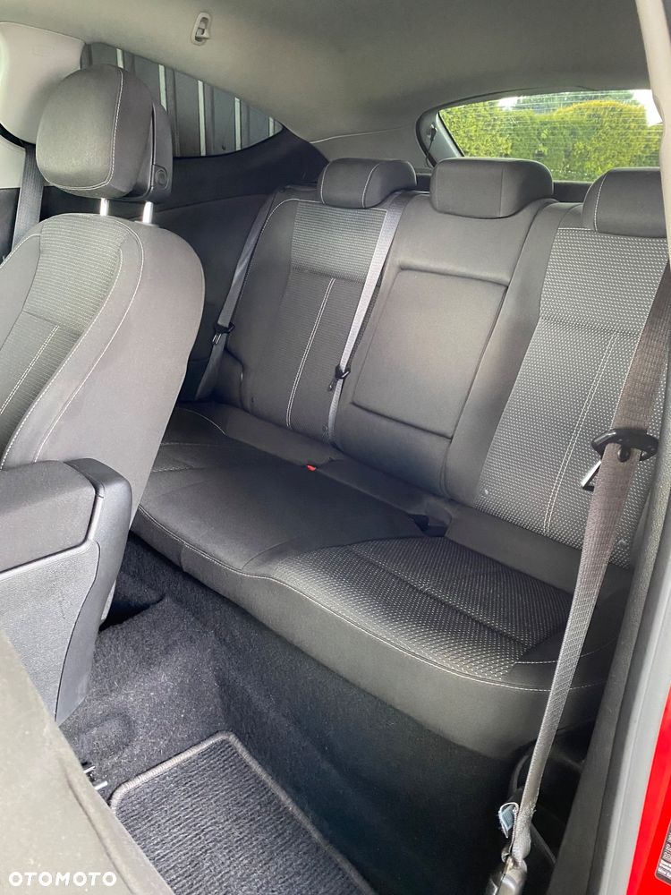 Opel Astra 1.6 T Sport - 14