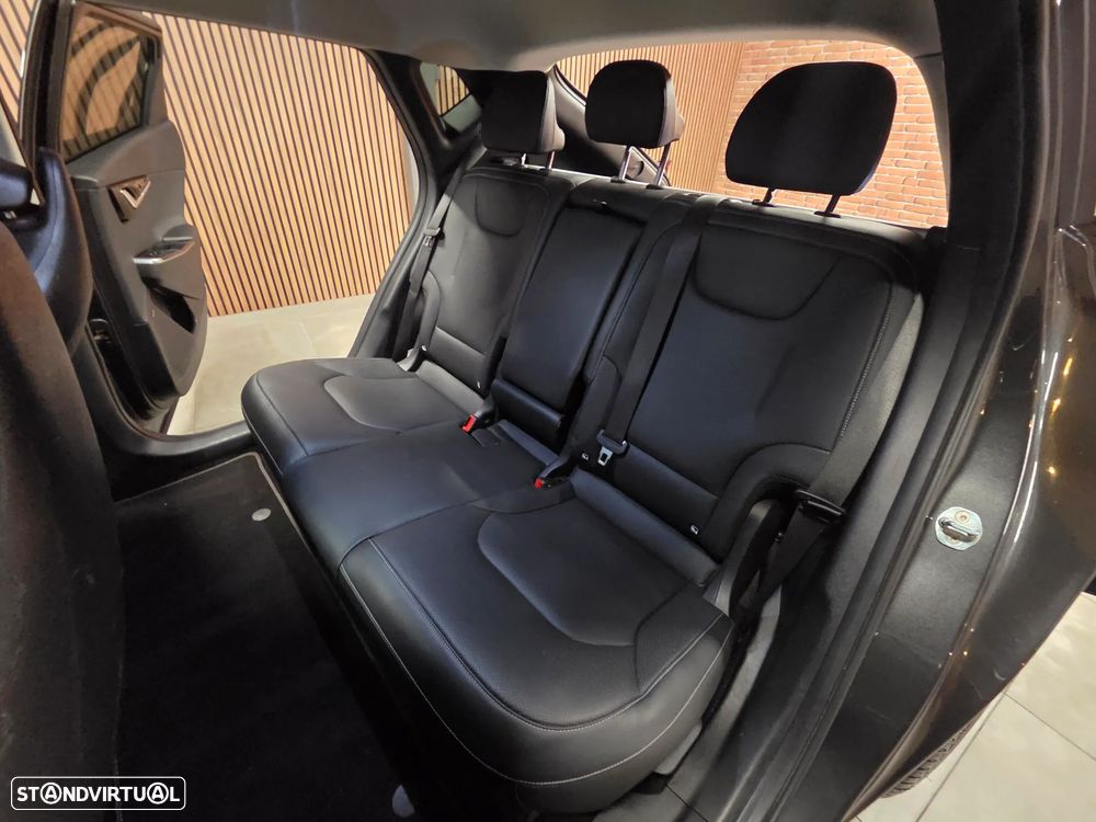 Kia EV6 77.4 kWh Tech - 13