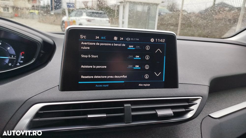 Peugeot 3008 1.6 BlueHDI FAP EAT6 STT Allure - 13